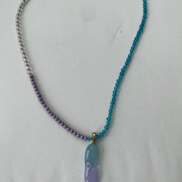 Turquoise and purple bead necklace and pendant - Picture 4 of 6